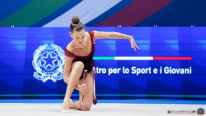 aa q assor viktoria est sfe02592 copia simone ferraro ph